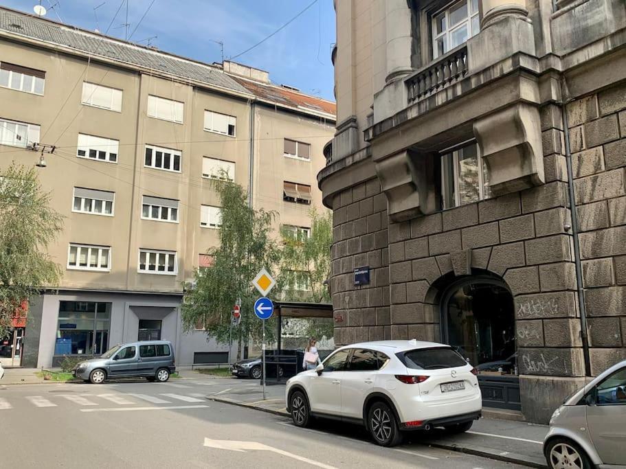 זאגרב Apartment Near The Home Of Croatian Artists מראה חיצוני תמונה