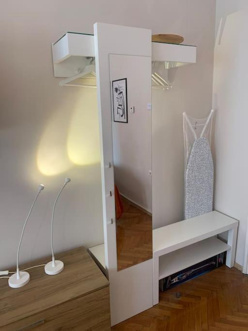 זאגרב Apartment Near The Home Of Croatian Artists מראה חיצוני תמונה